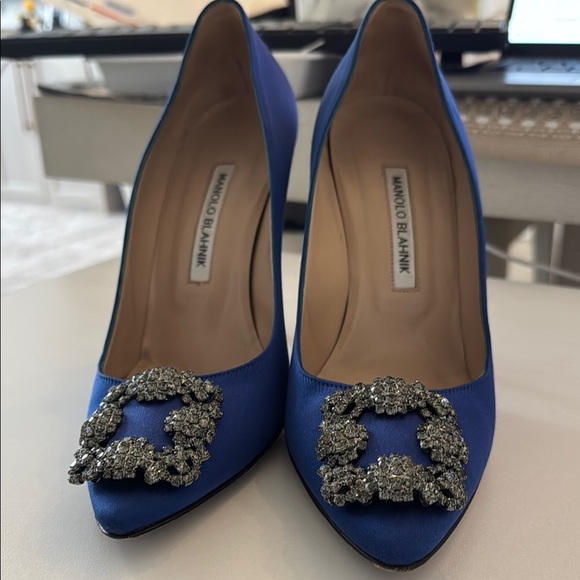 MANOLO BLAHNIK cobalt blue Hangisi 105MM Embellished Satin Pumps 39 - Picture 3 of 16